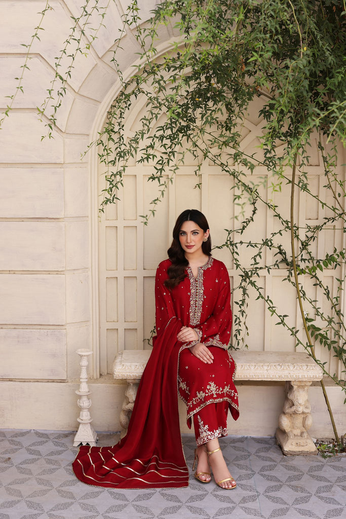 pakistani party dresses 2022 Pakistani Designer Dresses Online