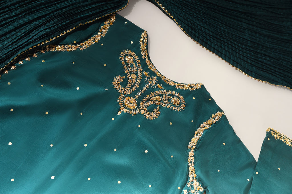 Viva Bottle Green | Aghanoor Bridal Viva Bottle Green | Aghanoor Bridal