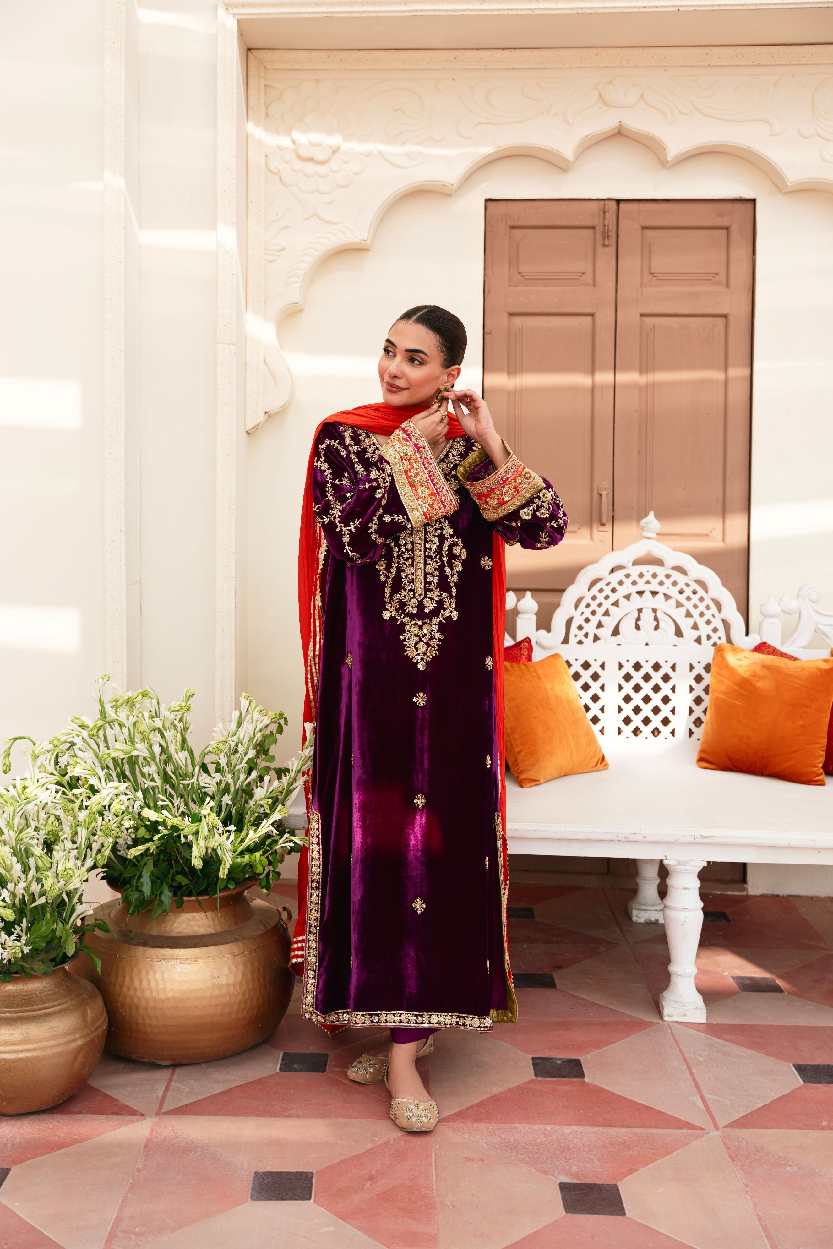 agha noor dress design Pure Organza Embroidered Suit by Agha Noor 2024