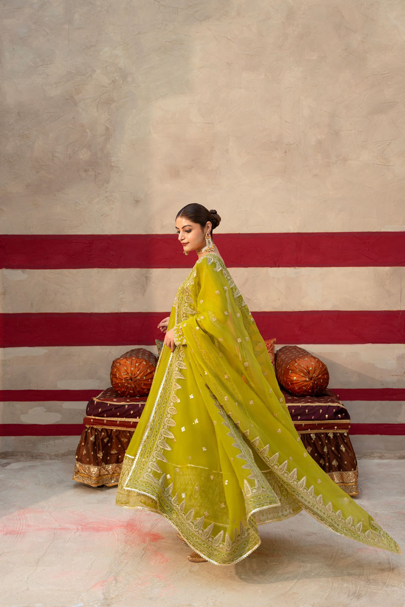 yellow and green mehndi dress Pishwas yellow and green combination dress