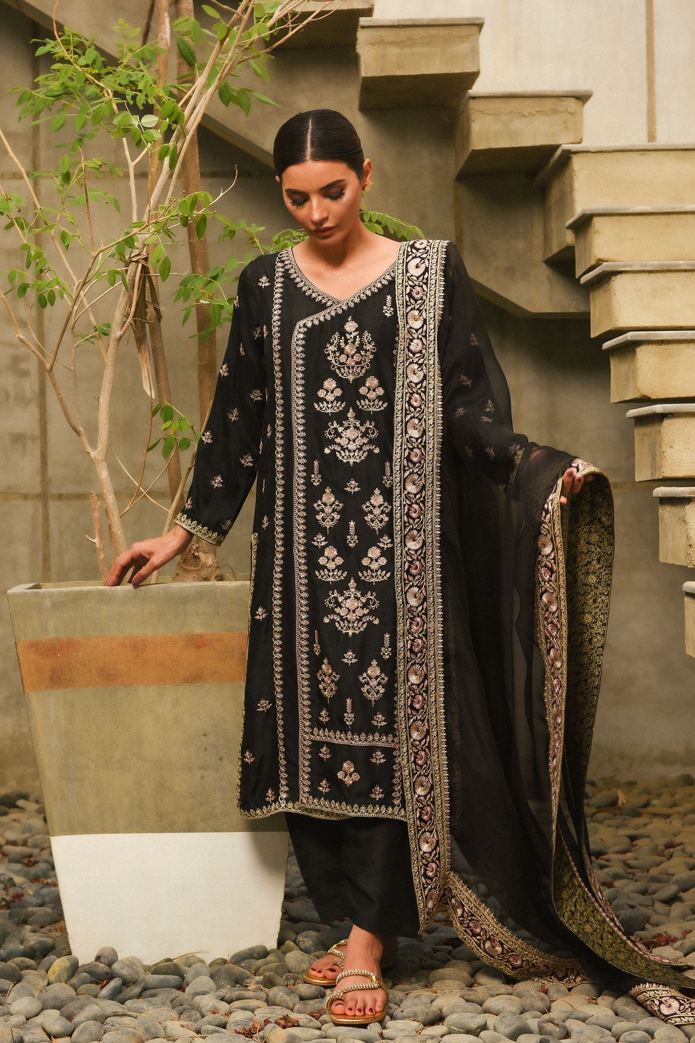 Black Noorez | Aghanoor Bridal