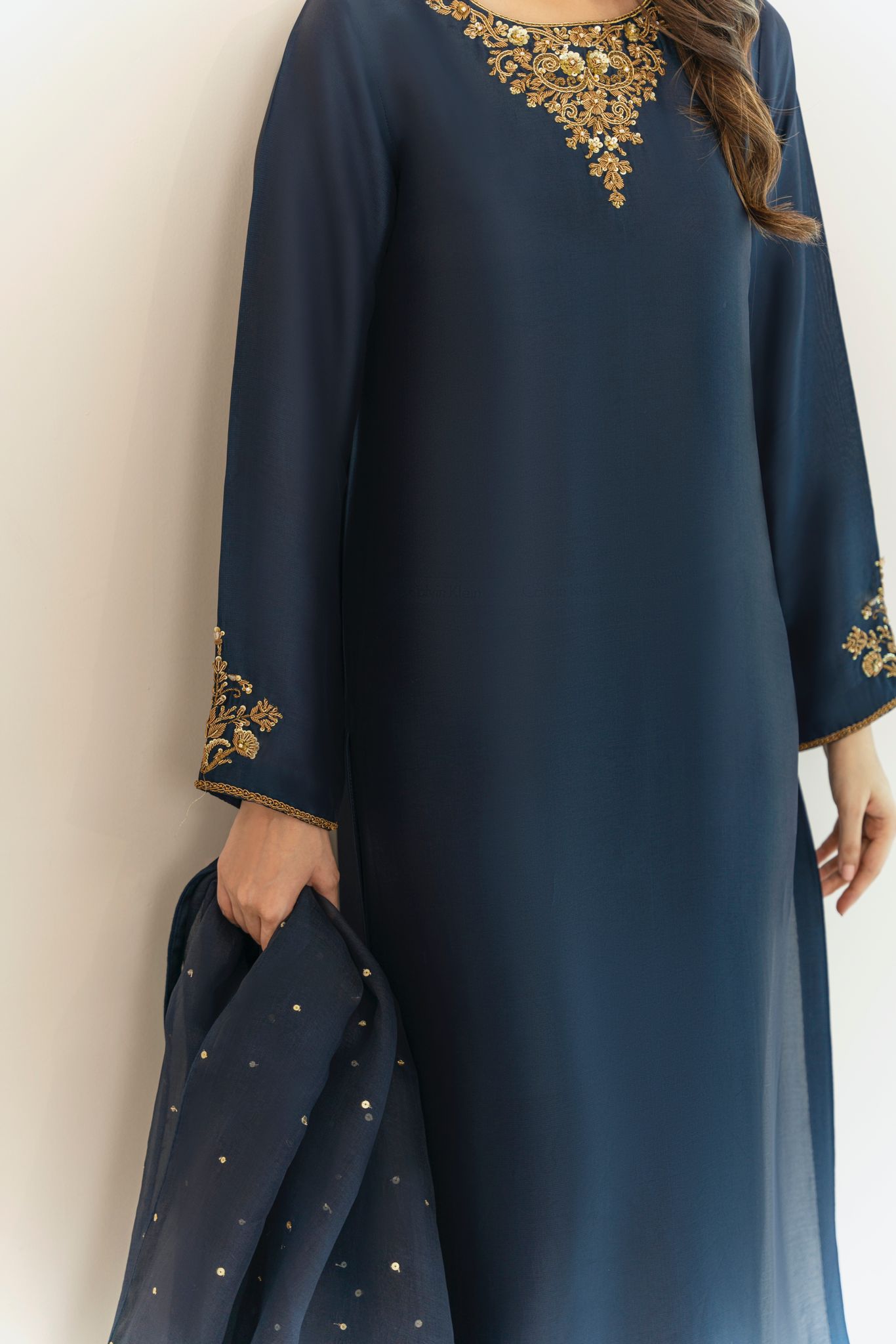 agha noor blue dress Serra Dark Navy 100 Percent Pure Silk #treetapp Designed on dark navy Size:US 22W